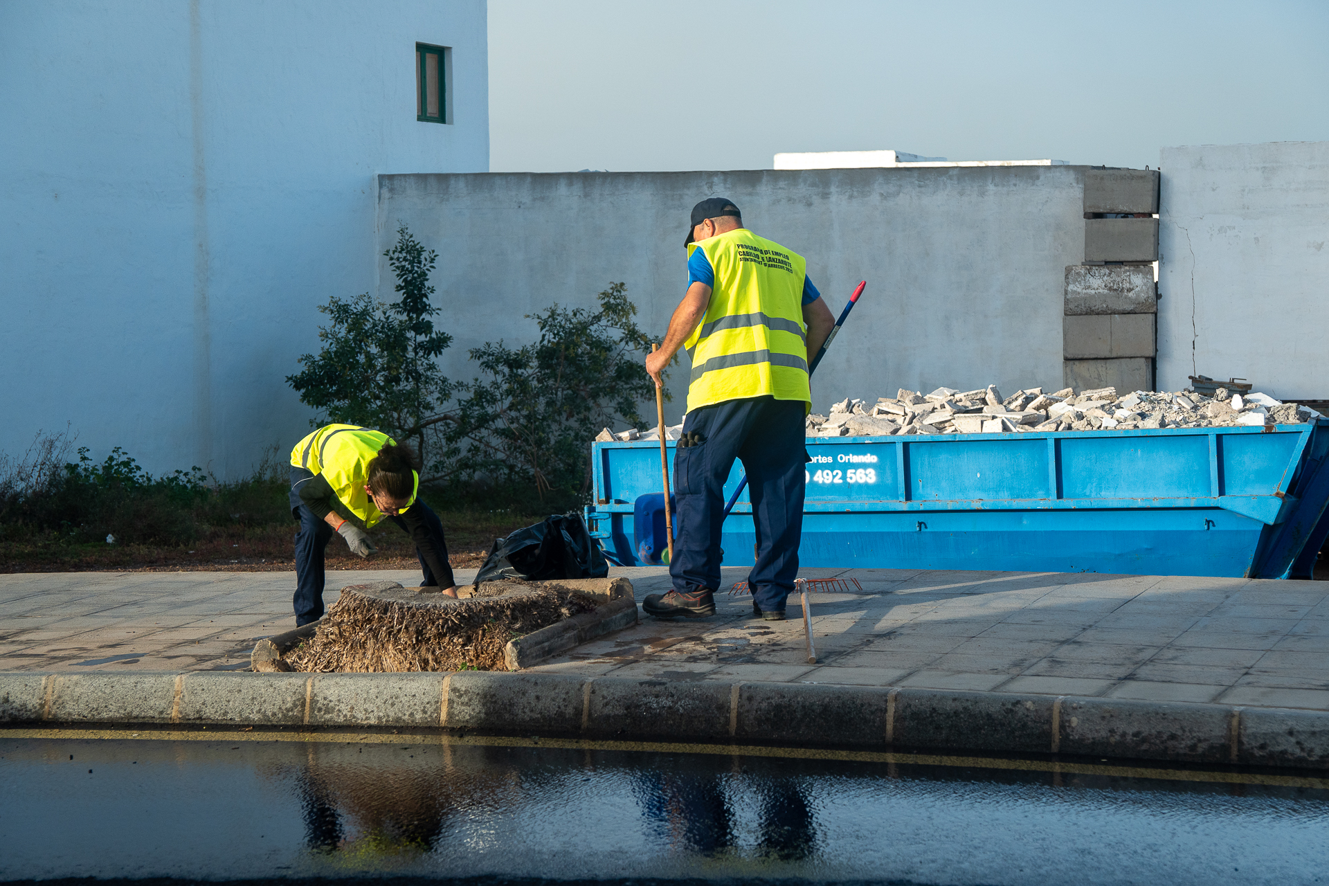 El operativo conjunto de Limpieza y Empleo actuará este miércoles 8 de abril en distintas calles de ambas zonas, tras el buzoneo informativo a los vecinos