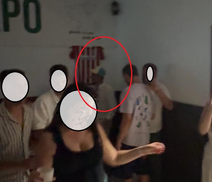 Un jugador de la UD Las Palmas disfruta de la victoria en Lanzarote