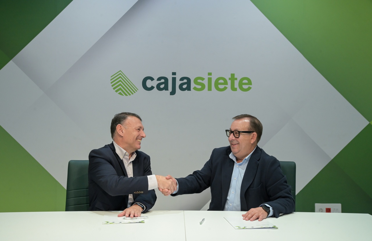 Ambas entidades refuerzan su alianza para facilitar el acceso al crédito y apoyar el crecimiento de pymes y autónomos en las islas Ambas entidades refuerzan su alianza para facilitar el acceso al crédito y apoyar el crecimiento de pymes y autónomos en las islas