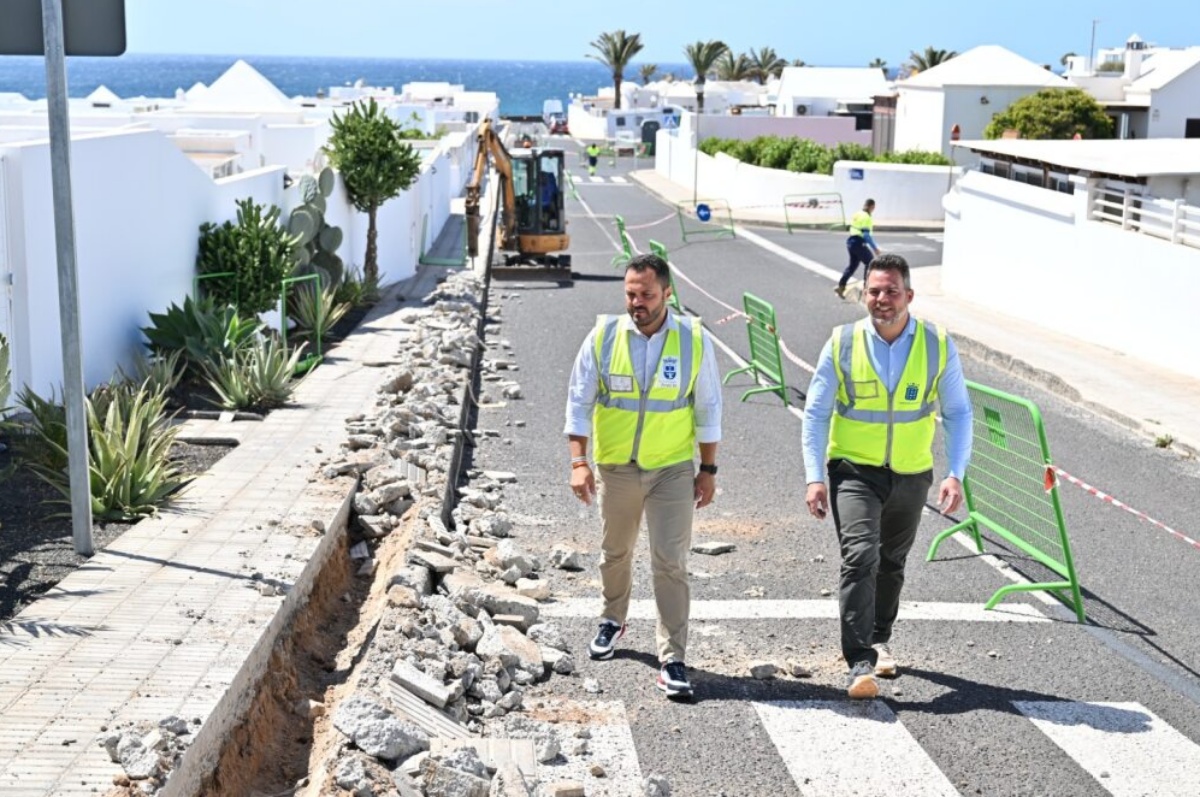 El Ayuntamiento de Arrecife inicia los trabajos para instalar 200 nuevas farolas y la nueva red soterrada con una inversión de 700.000 euros