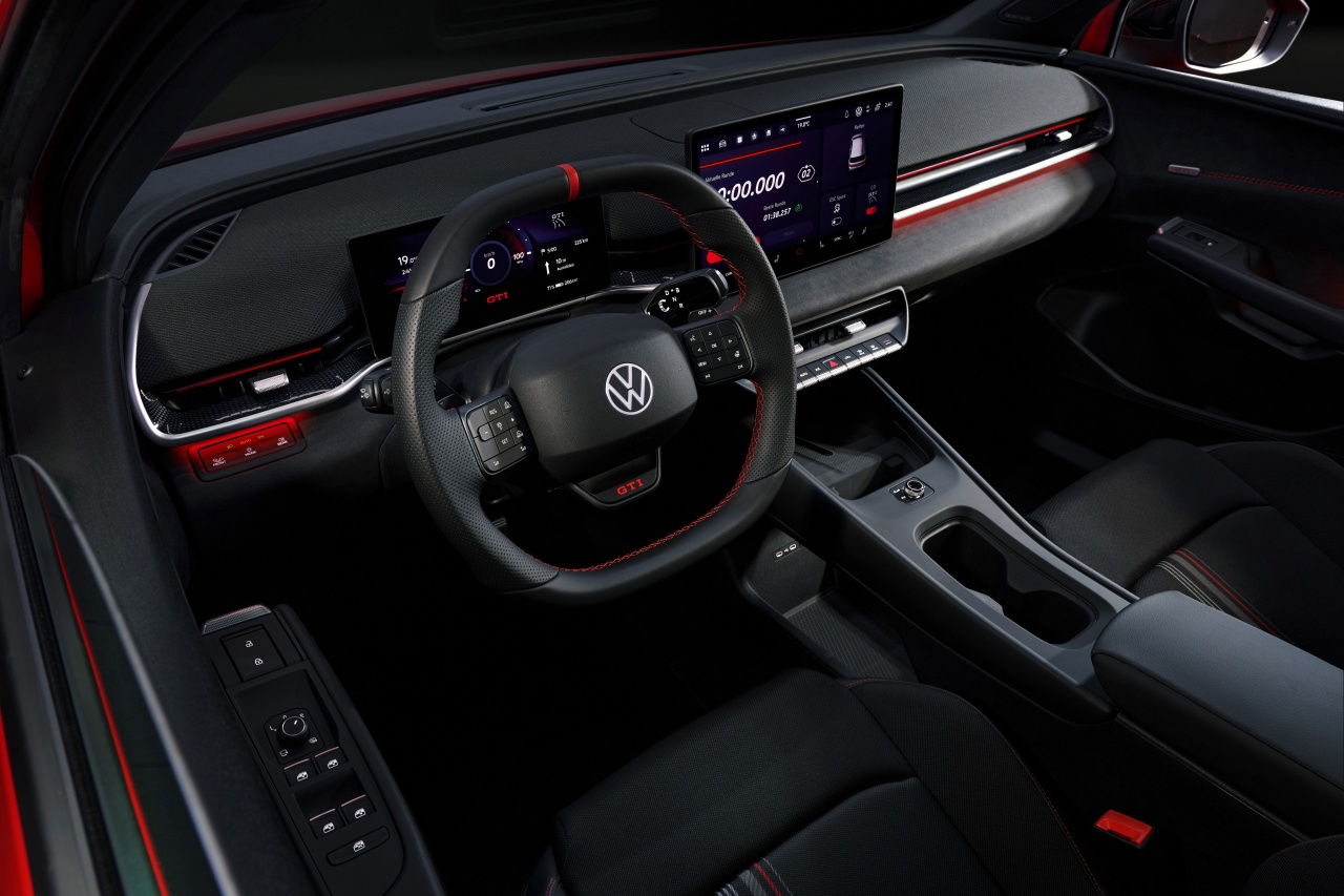 Se trata del primer modelo totalmente eléctrico en los 50 años de historia de éxito del GTI Se trata del primer modelo totalmente eléctrico en los 50 años de historia de éxito del GTI