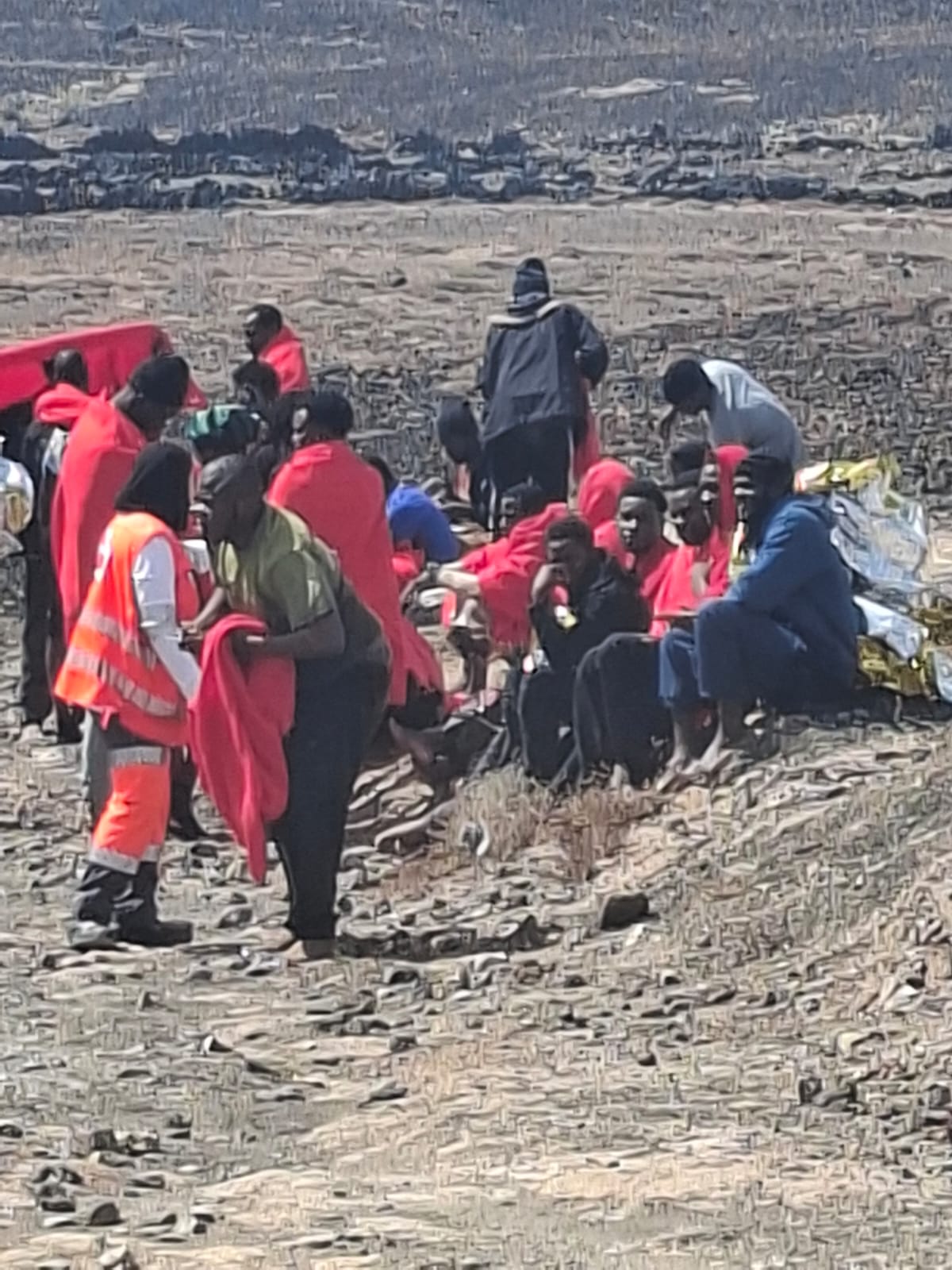  La embarcación tocó tierra entre Punta Mujeres y Los Cocoteros y sus ocupantes ya estaban desembarcando cuando se activó el dispositivo de emergencia