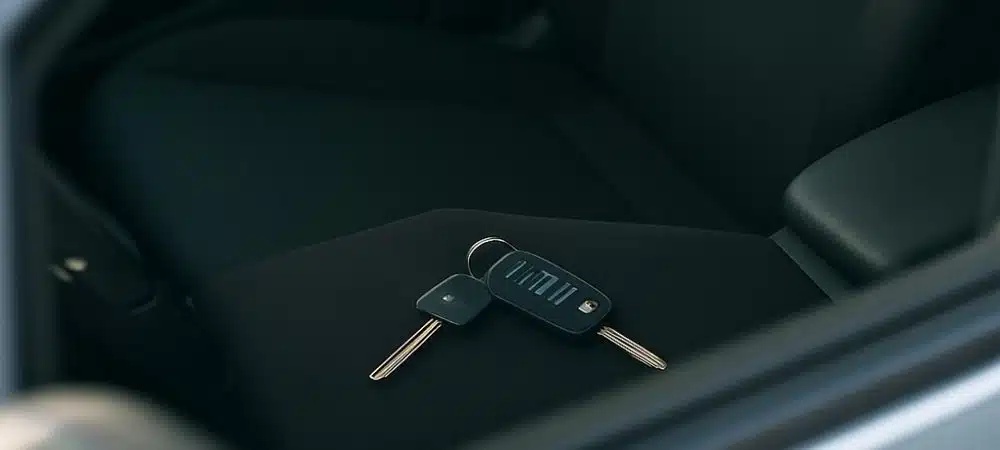 Qué hacer si te dejas las llaves dentro del coche en Madrid Qué hacer si te dejas las llaves dentro del coche en Madrid