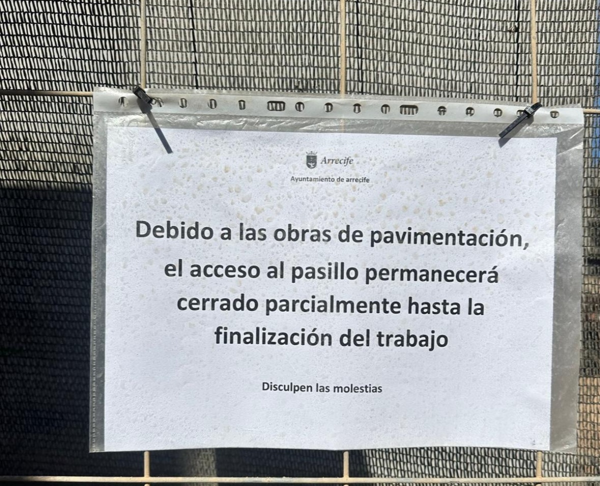 Los trabajos de pavimentación continúan avanzando por fases e incluyen la instalación de nuevo cableado y puntos de agua Los trabajos de pavimentación continúan avanzando por fases e incluyen la instalación de nuevo cableado y puntos de agua