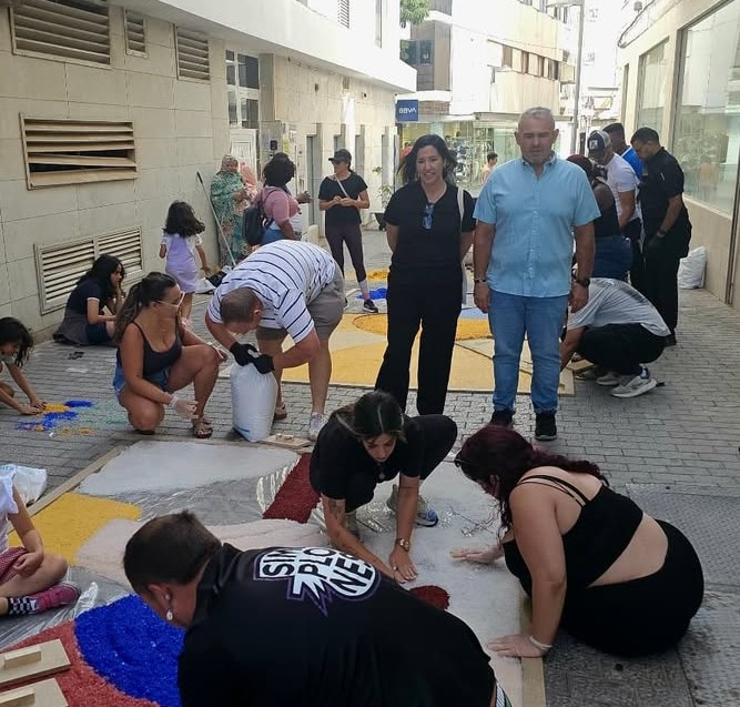 Más de veinte colectivos darán vida a una de las manifestaciones culturales, religiosas y participativas de la capital