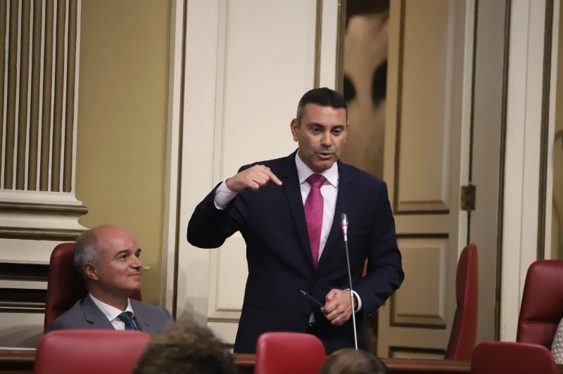 La instalación se ubica sobre suelo agrícola protegido y constituye un nuevo sistema general insular que no está previsto ni programado en el planeamiento vigente La instalación se ubica sobre suelo agrícola protegido y constituye un nuevo sistema general insular que no está previsto ni programado en el planeamiento vigente