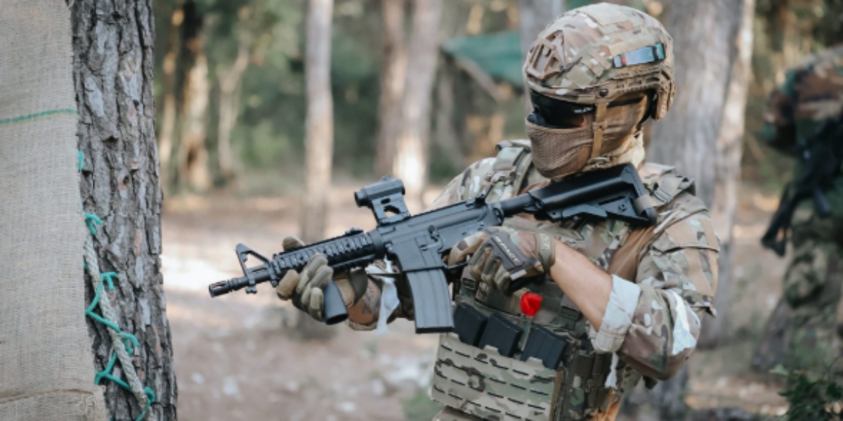 Más allá del juego: la obsesión por las réplicas históricas y las recreaciones de época en el Airsoft Más allá del juego: la obsesión por las réplicas históricas y las recreaciones de época en el Airsoft