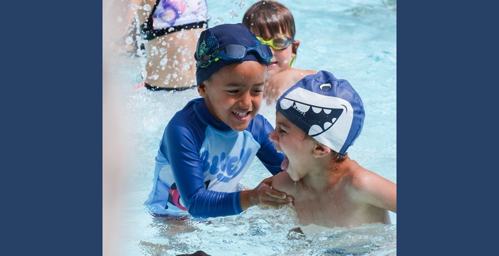 Deporte, diversión y actividades educativas para niños de 4 a 12 años durante las vacaciones escolares Deporte, diversión y actividades educativas para niños de 4 a 12 años durante las vacaciones escolares