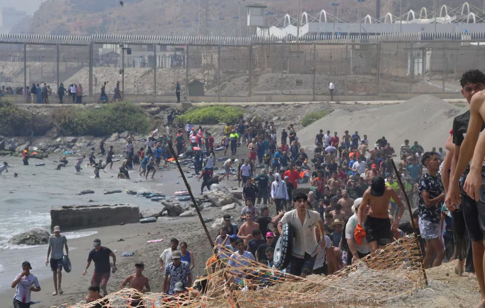 Avalancha migratoria en Ceuta Avalancha migratoria en Ceuta