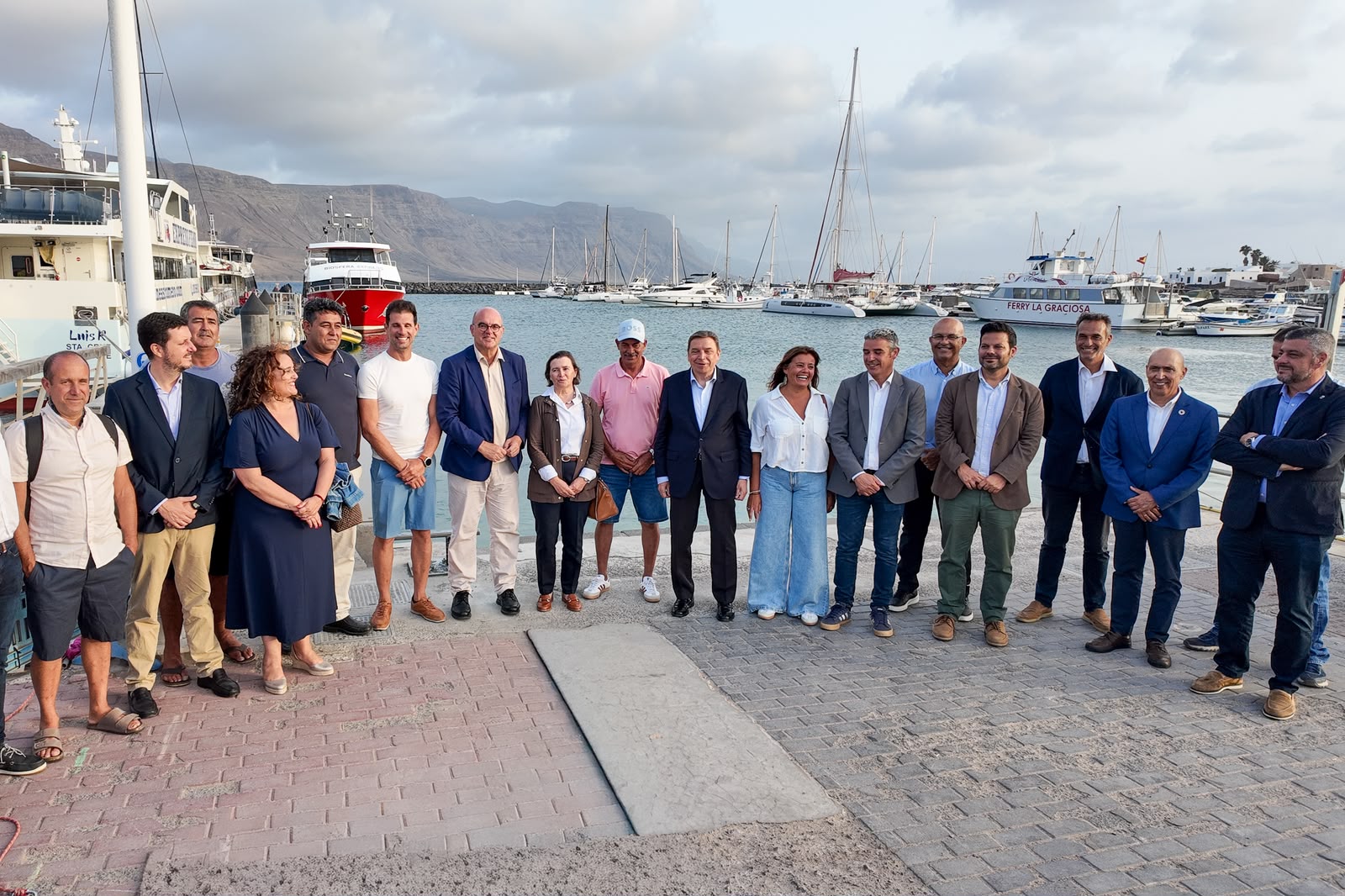 El Gobierno de Canarias y el Estado anuncian nuevas acciones formativas para facilitar el uso del nuevo aplicativo dirigido a los pescadores que faenan en las reservas 