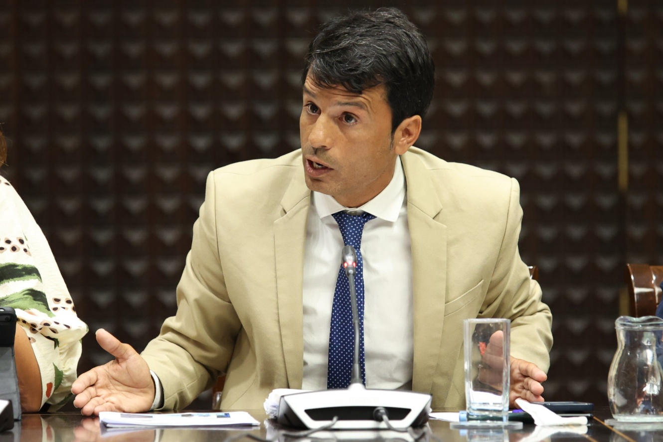 Bergaz urge al Gobierno canario a acelerar la puesta en marcha de los PFAE