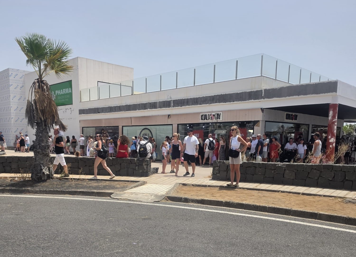 Piden reforzar el taxi en Lanzarote con licencias temporales este verano