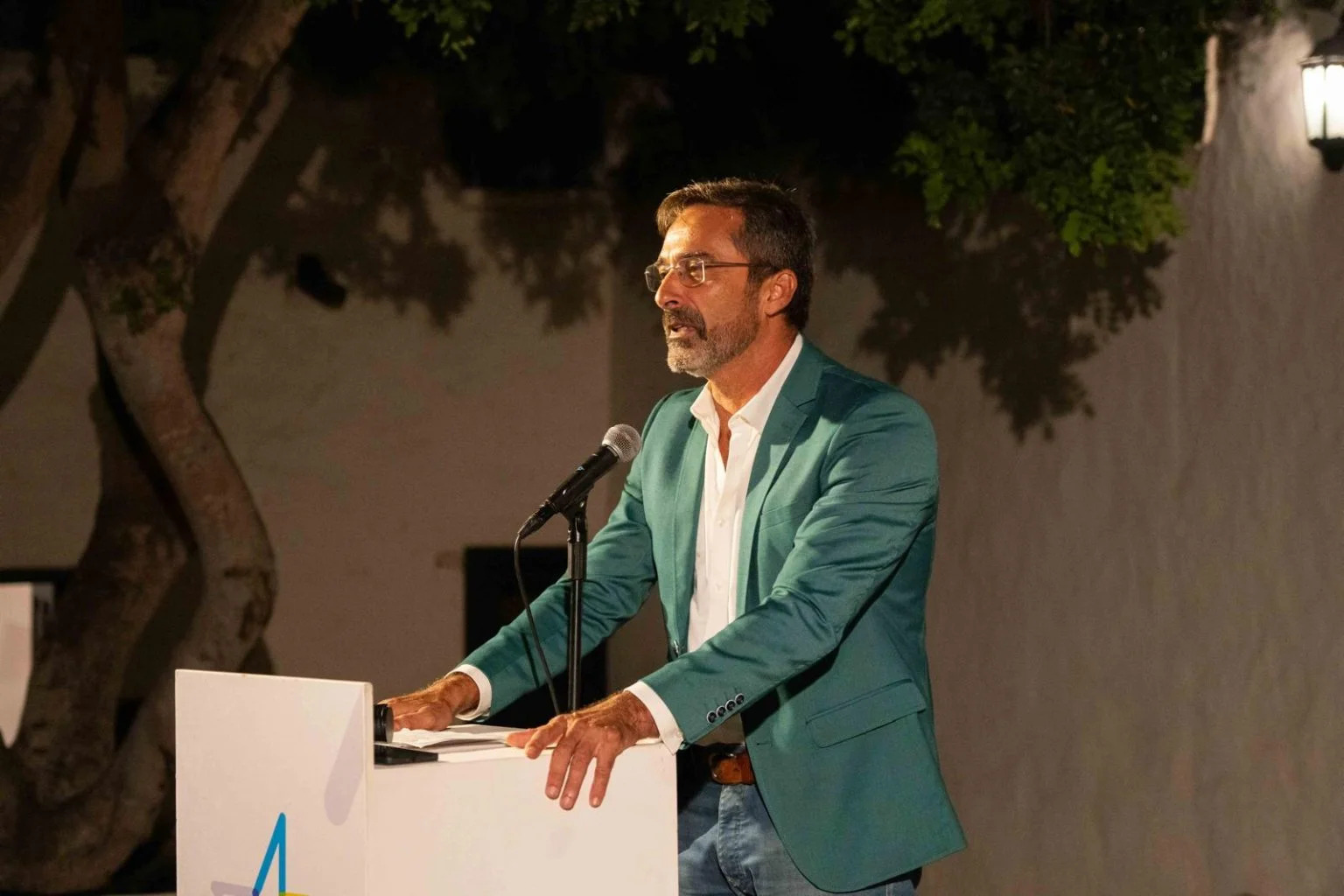 Los nacionalistas defienden que la posible personación del Cabildo busca proteger los intereses económicos de la institución y acusan al PSOE de Los nacionalistas defienden que la posible personación del Cabildo busca proteger los intereses económicos de la institución y acusan al PSOE de