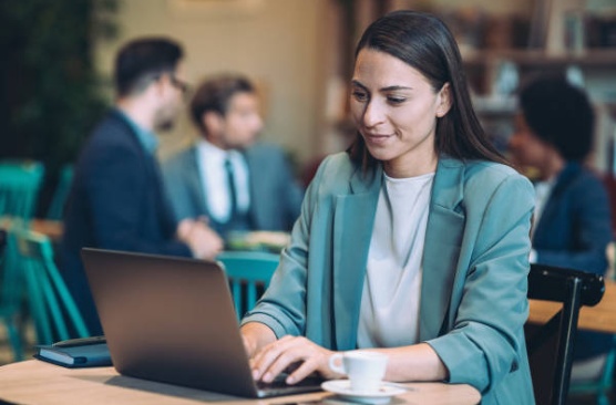 Emprender en EE.UU. desde España: todo lo que implica constituir una LLC
