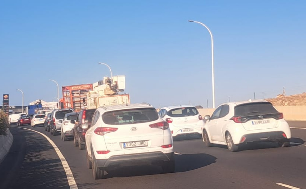 El accidente se produjo a las 8:25 horas de este lunes