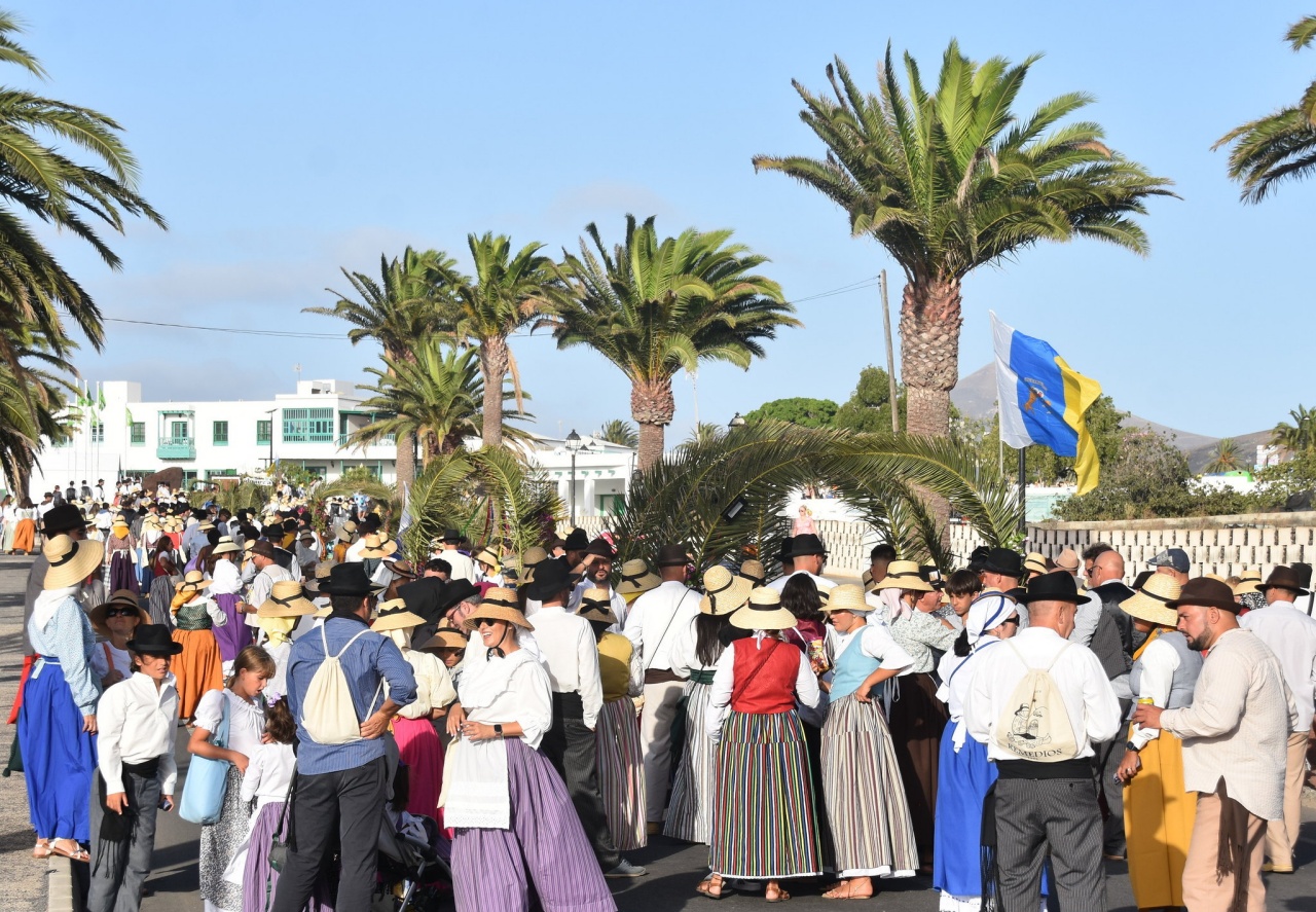 Yaiza se vuelca con la Romer&iacute;a de Los Remedios