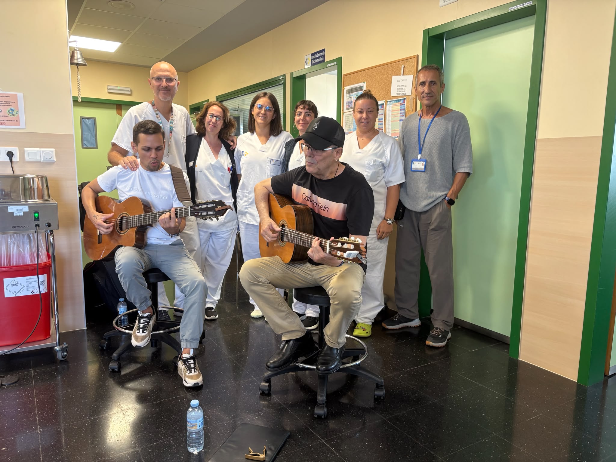 El proyecto contribuye a mejorar el bienestar emocional de los usuarios y reducir el estrés generado por las estancias hospitalarias El proyecto contribuye a mejorar el bienestar emocional de los usuarios y reducir el estrés generado por las estancias hospitalarias