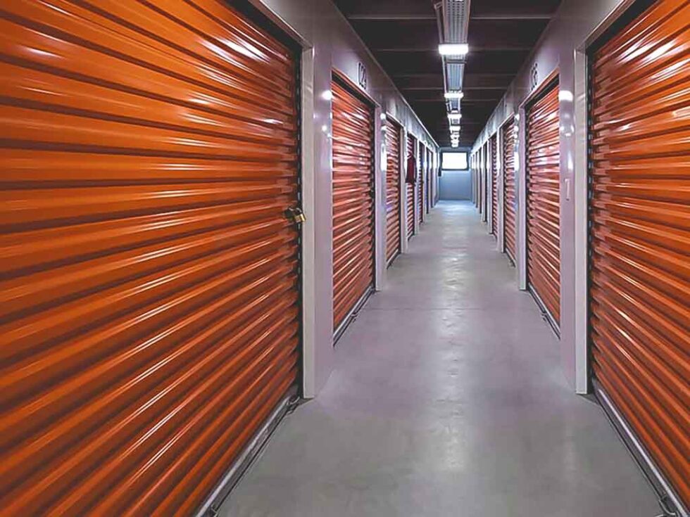 Guardamuebles en Tenerife: cómo y cuándo contratar el almacenaje de tus muebles