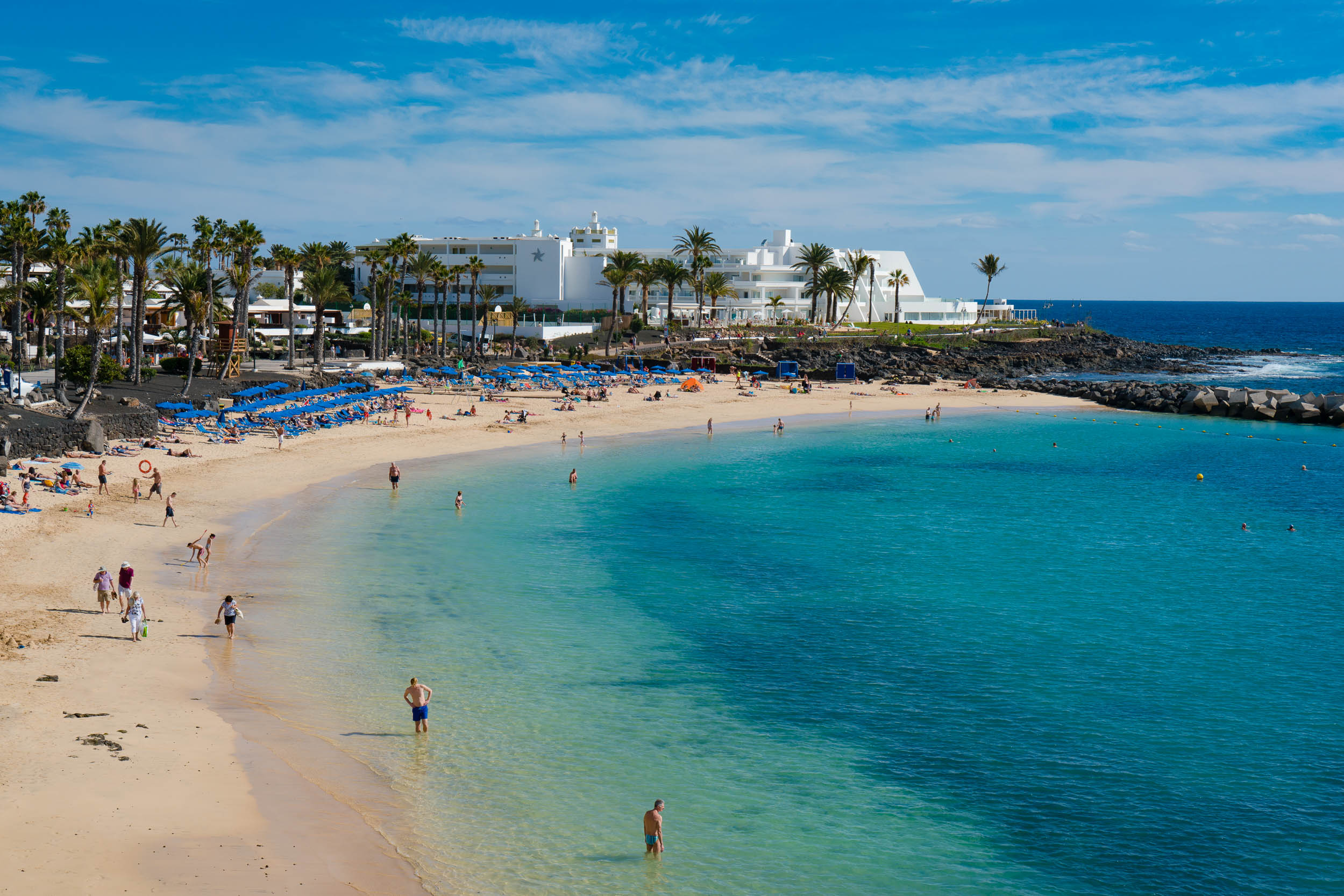 Lanzarote afronta un domingo de intenso calor con m&aacute;ximas de hasta 37 grados
