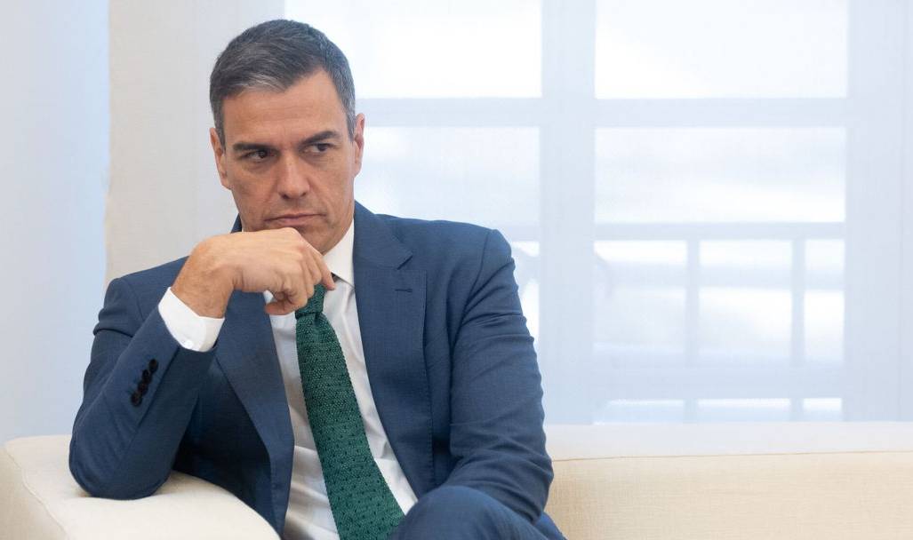 El gobierno de Pedro S&aacute;nchez responde finalmente a la crisis de Ceuta