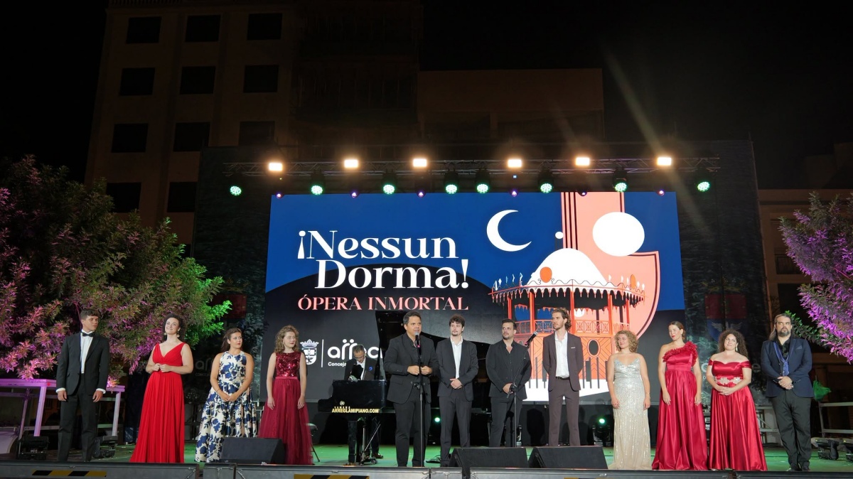 Pancho Corujo ofreció junto a diez jóvenes talentos líricos una memorable noche de ópera y zarzuela por San Ginés Pancho Corujo ofreció junto a diez jóvenes talentos líricos una memorable noche de ópera y zarzuela por San Ginés