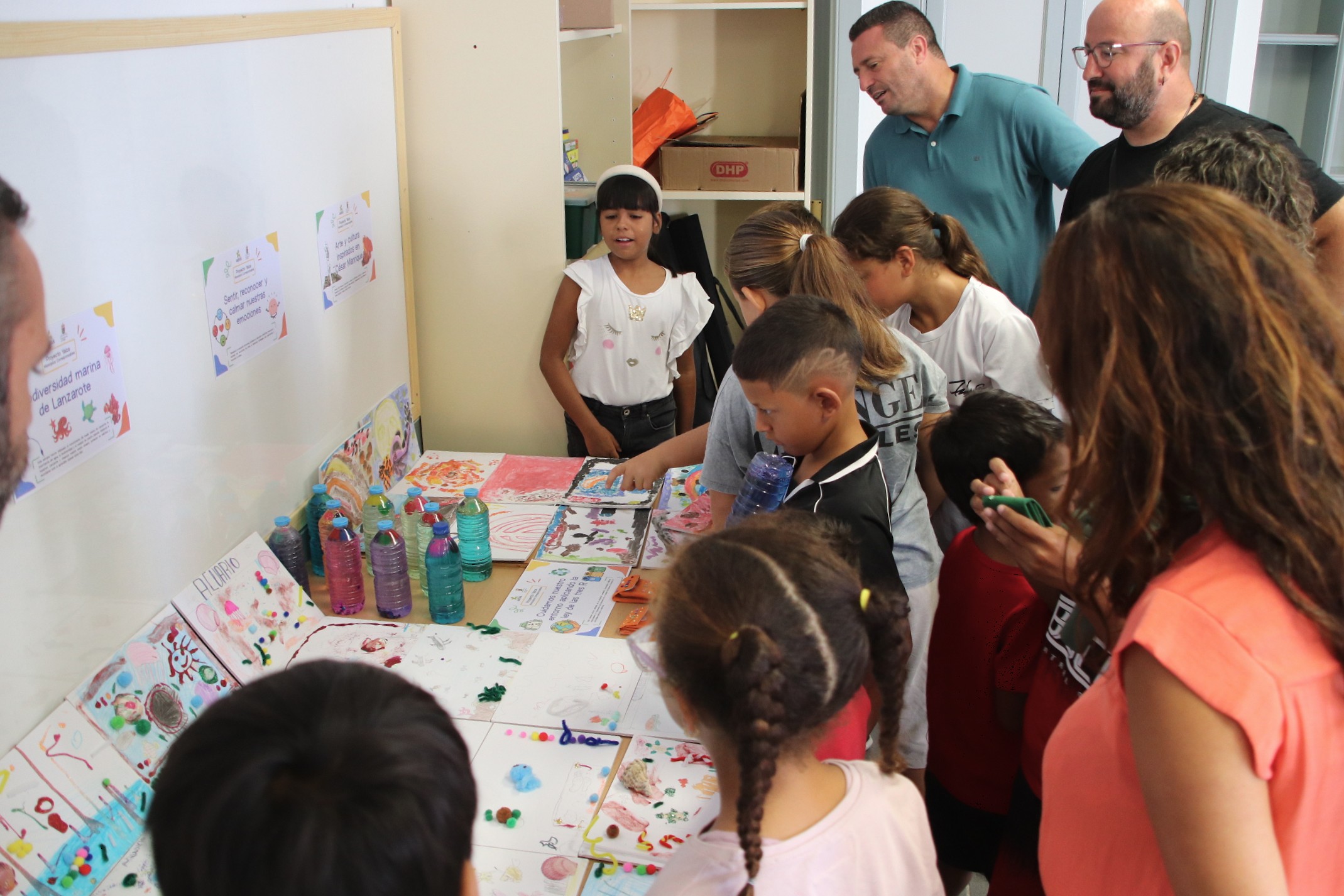 Mantiene el refuerzo escolar y actividades culturales en las vacaciones de verano y durante todo el año