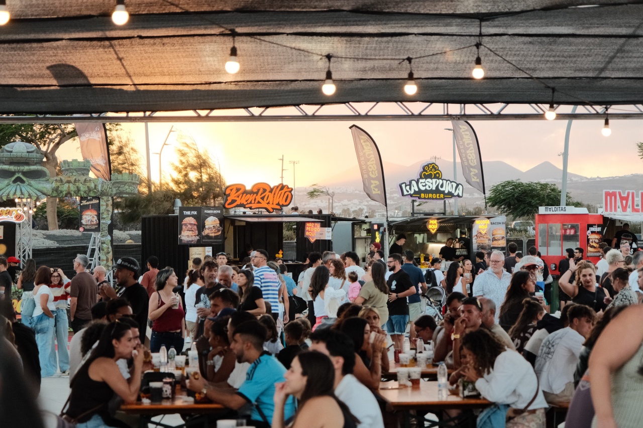 bURGER fEST bURGER fEST