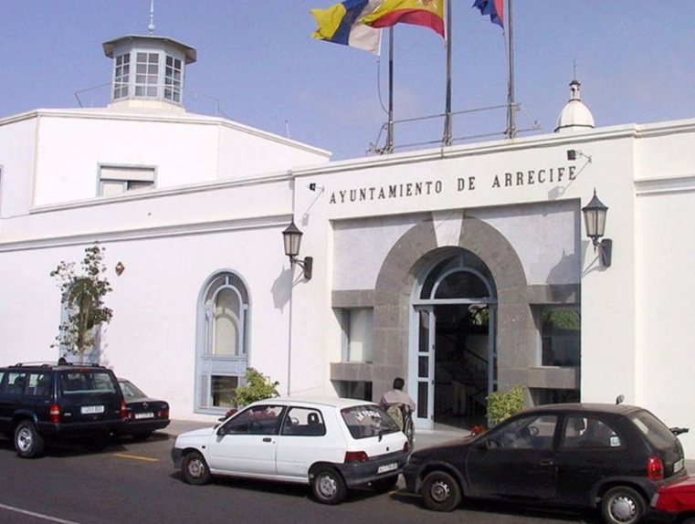 Arrecife amenaza con sanciones a la empresa de ayuda a domicilio por servicios sin prestar