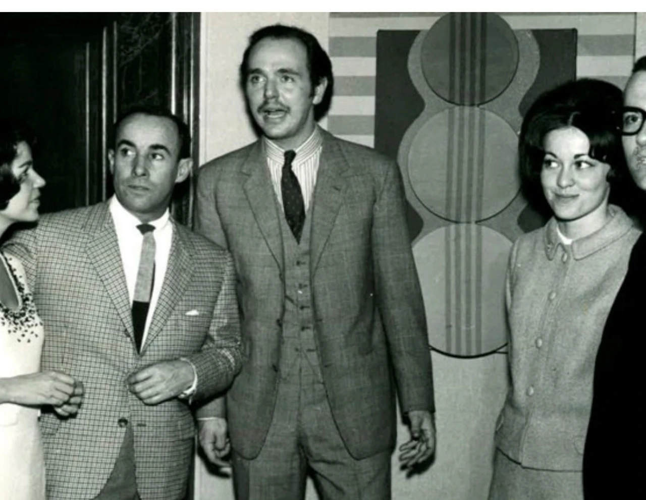 The blind hours of Manrique in New York