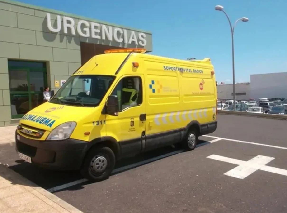 La menor se encontraba de vacaciones con su familia cuando sufrió el accidente en una piscina de Tinajo La menor se encontraba de vacaciones con su familia cuando sufrió el accidente en una piscina de Tinajo