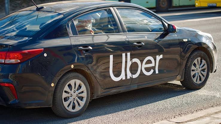 V&iacute;a libre para la entrada de Uber y Cabify en Canarias