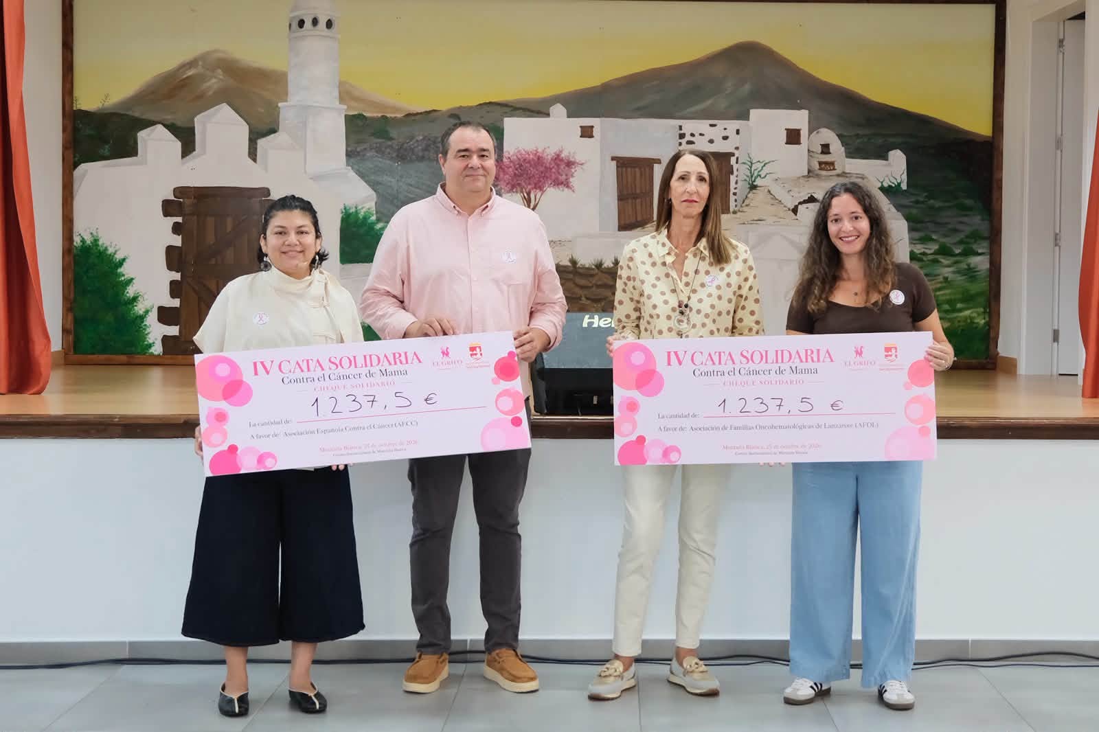 San Bartolomé y Bodegas El Grifo reúnen a 60 personas en una iniciativa cuyos fondos ayudarán a dos asociaciones San Bartolomé y Bodegas El Grifo reúnen a 60 personas en una iniciativa cuyos fondos ayudarán a dos asociaciones