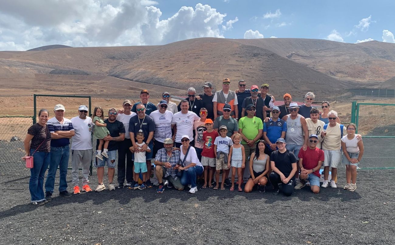 Treinta tiradoras y tiradores se encuentran en el campo municipal en un nueva jornada competitiva Treinta tiradoras y tiradores se encuentran en el campo municipal en un nueva jornada competitiva