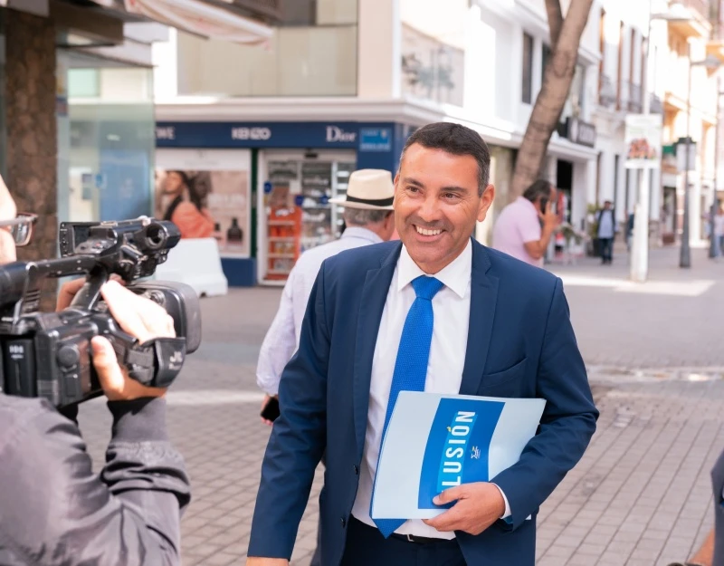 El presidente del Cabildo llega al tramo final del mandato con buena parte de sus compromisos ejecutados o en marcha