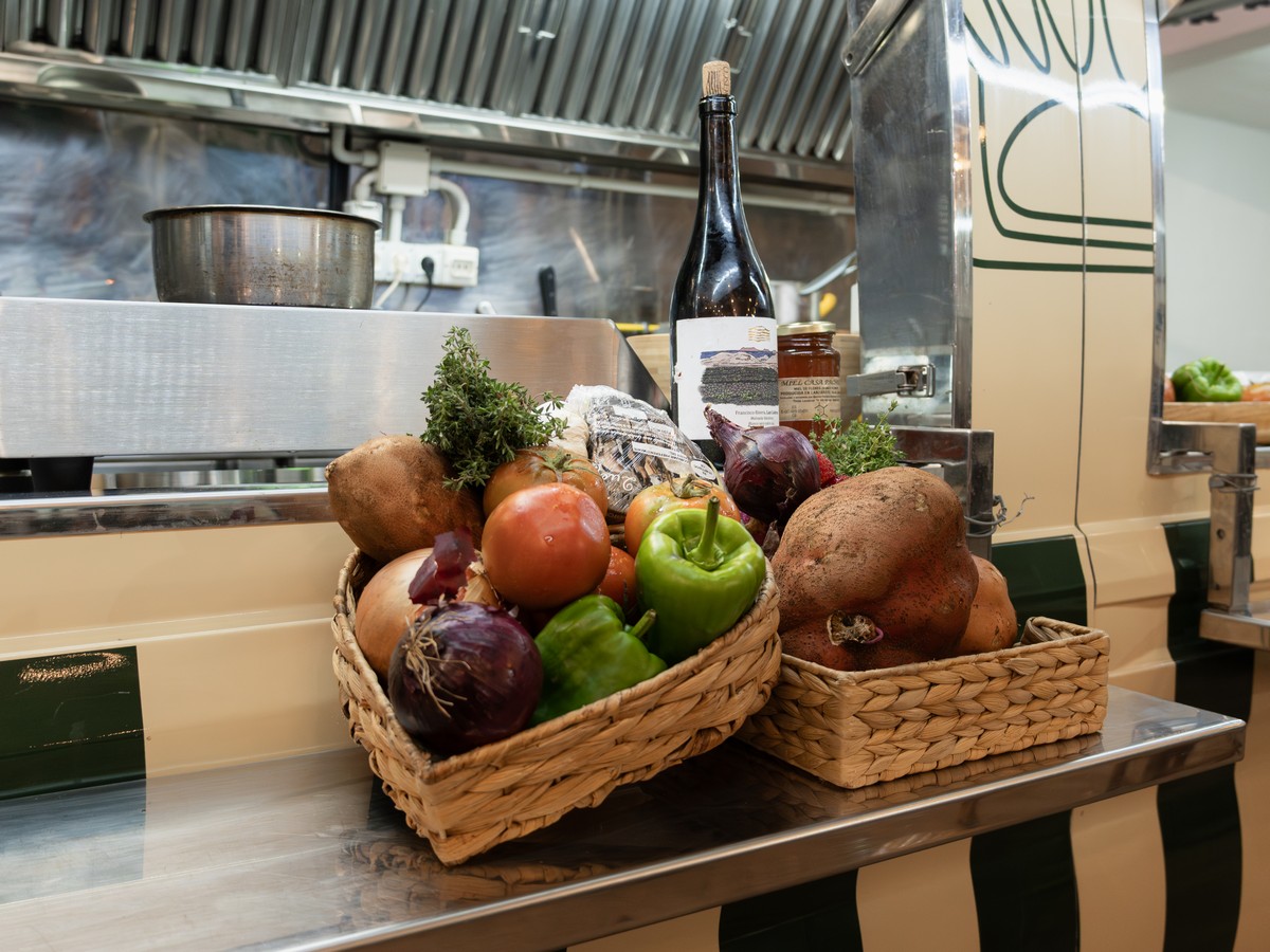 La segunda cita gastronómica del año reunió productos locales, cocina en directo y degustaciones durante las Fiestas del Pilar La segunda cita gastronómica del año reunió productos locales, cocina en directo y degustaciones durante las Fiestas del Pilar