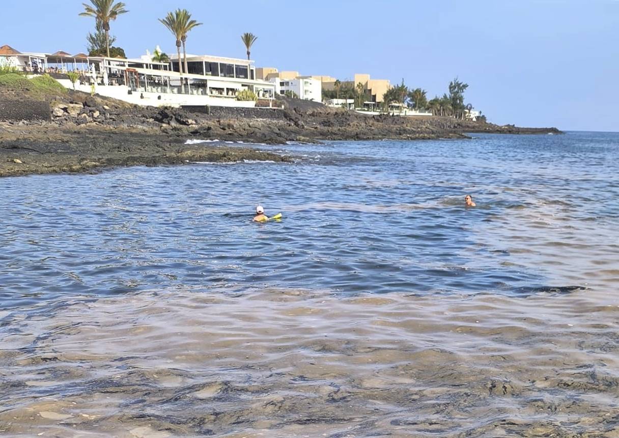 Cierran al ba&ntilde;o Playa Basti&aacute;n por posible contaminaci&oacute;n microbiol&oacute;gica