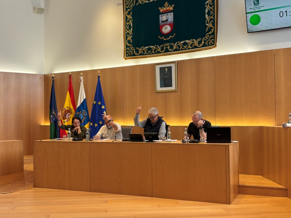 La auditoría del Gobierno canario confirma la buena salud financiera del Ayuntamiento, que destaca la reducción de la presión fiscal La auditoría del Gobierno canario confirma la buena salud financiera del Ayuntamiento, que destaca la reducción de la presión fiscal