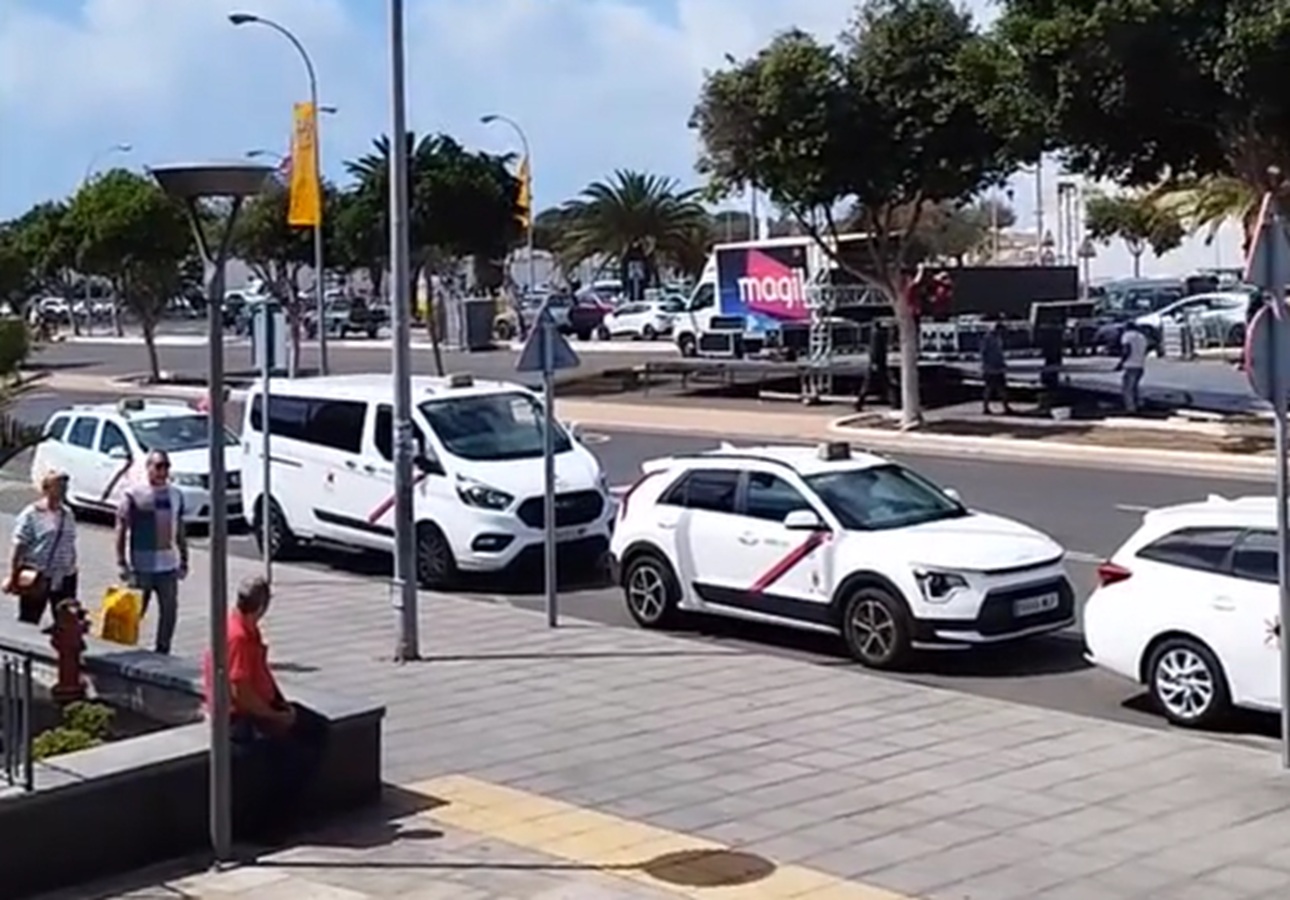 Usuarios del taxi ven margen para las VTC ante las carencias del servicio en Lanzarote