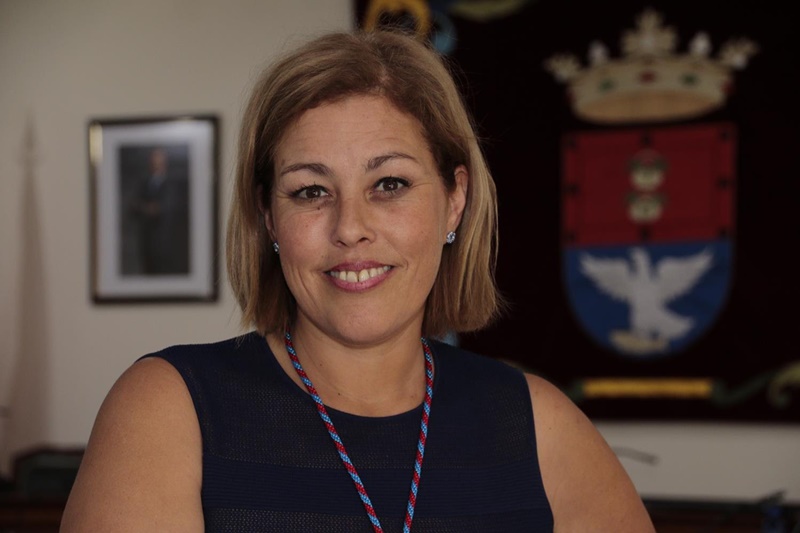 Astrid Pérez, presidenta de los populares.