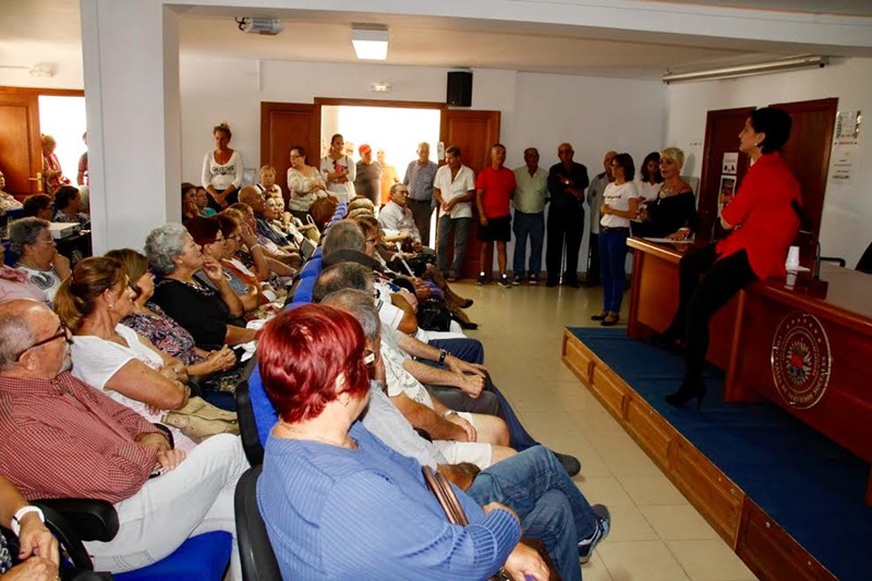 Reunión con Servicios Sociales