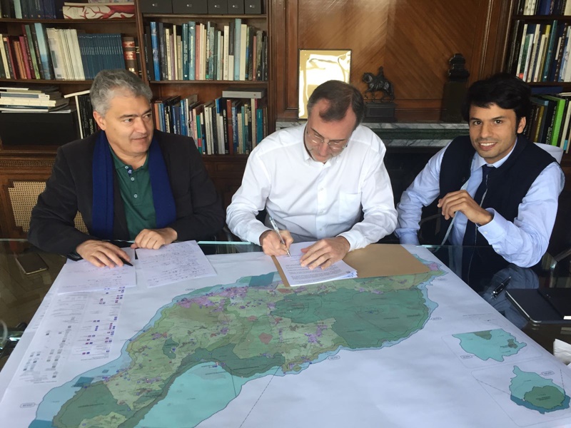 Los consejeros socialistas acudieron al despacho en Madrid del urbanista