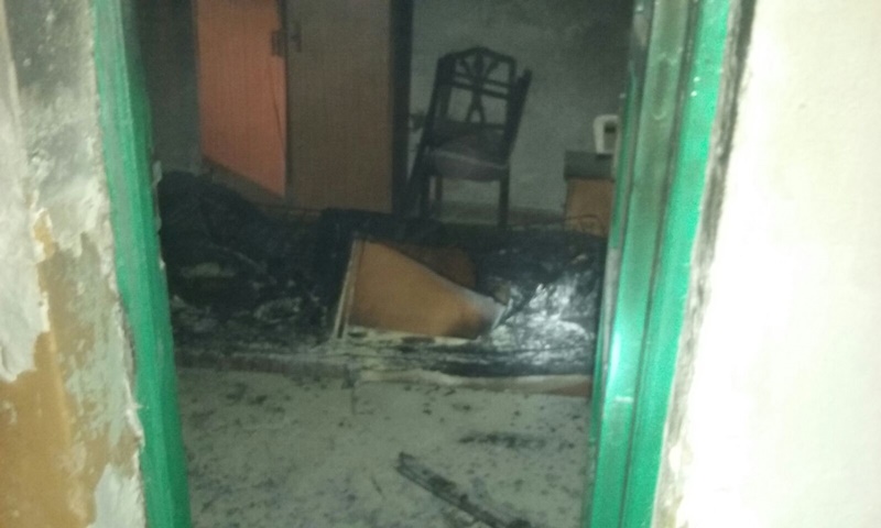 Los bomberos extinquieron el fuego.