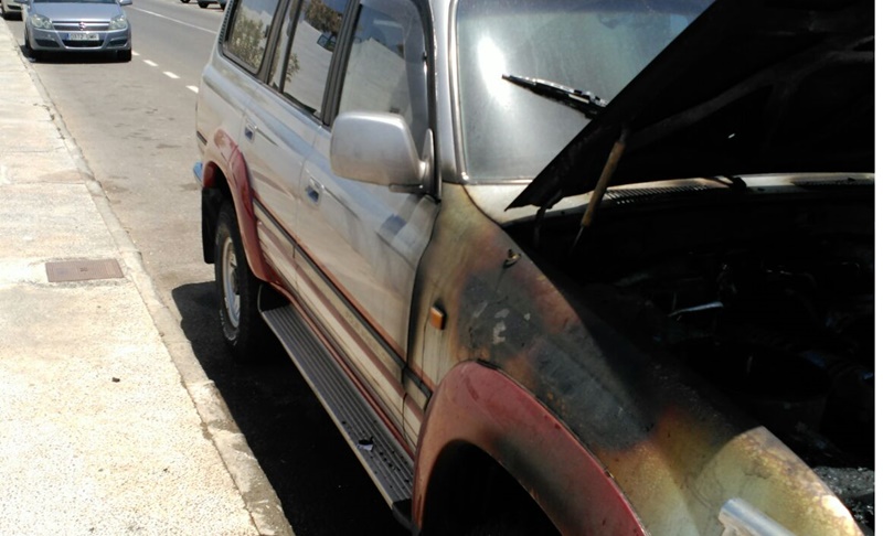 El motor sonó con fuerza provocando el fuego