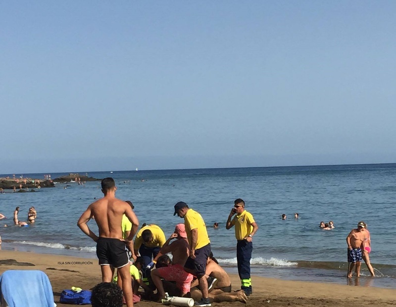 El muchacho recibió asistencia imendiata a orillas de la playa