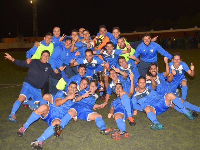 El equipo celebró la victoria