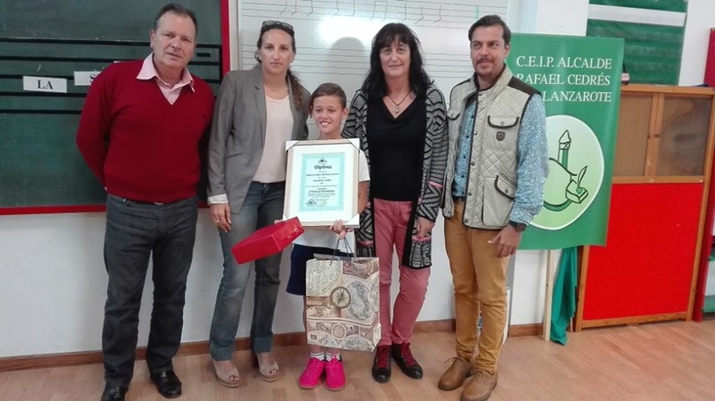 Francisco Antonio García, ganador del X Torneo de Matemáticas “Isaac Newton”.