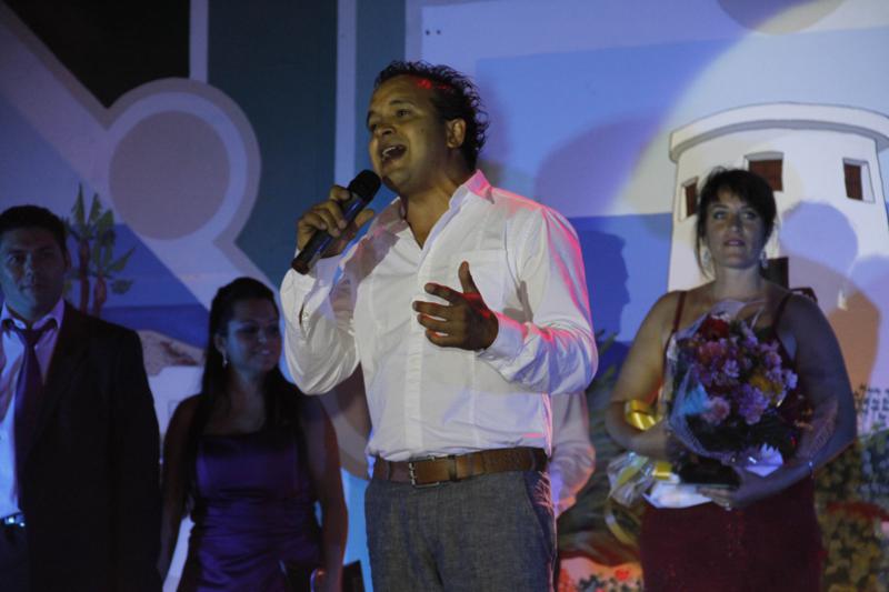 El ganador del Festival durante su actuación en la Plaza de Los Remedios.