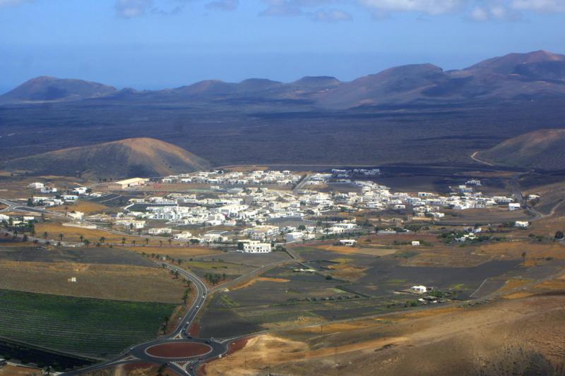 Panorámica de Uga, término municipal de Yaiza.