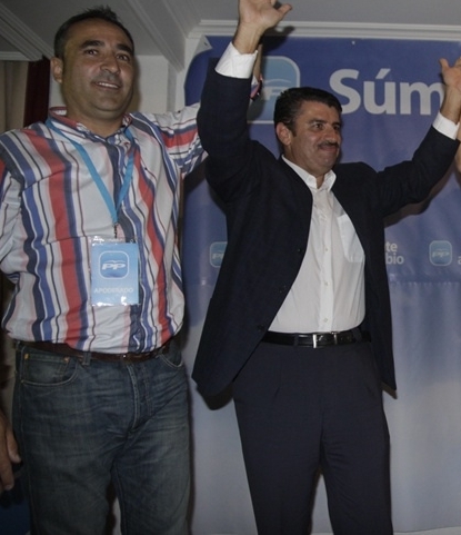 Ángel Vázquez (a la izquierda) y Francisco Cabrera, tras las elecciones del 20-N.