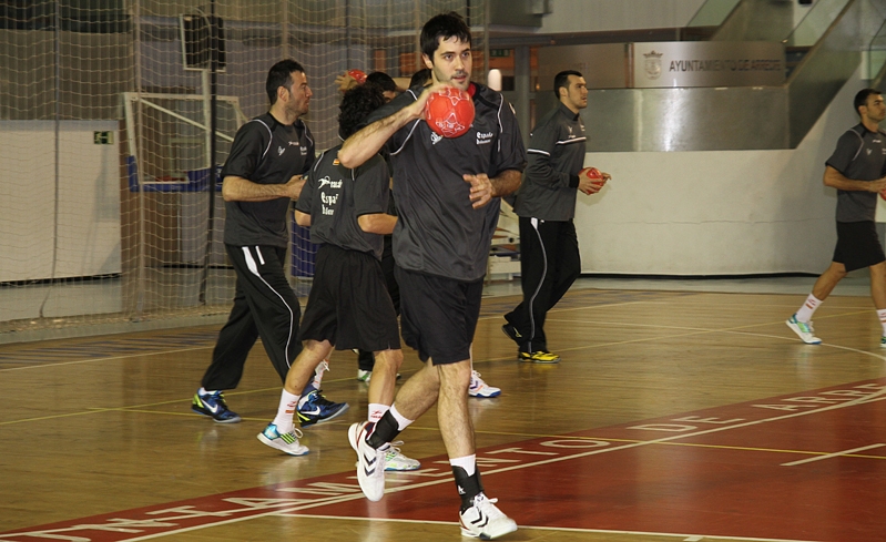 Entrenamiento de la Selección española de balonmano, este martes, en el pabellón de Argana Alta.